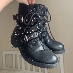 Chunky Steampunk Glam Strap Chelsea Boots (dollskill)
